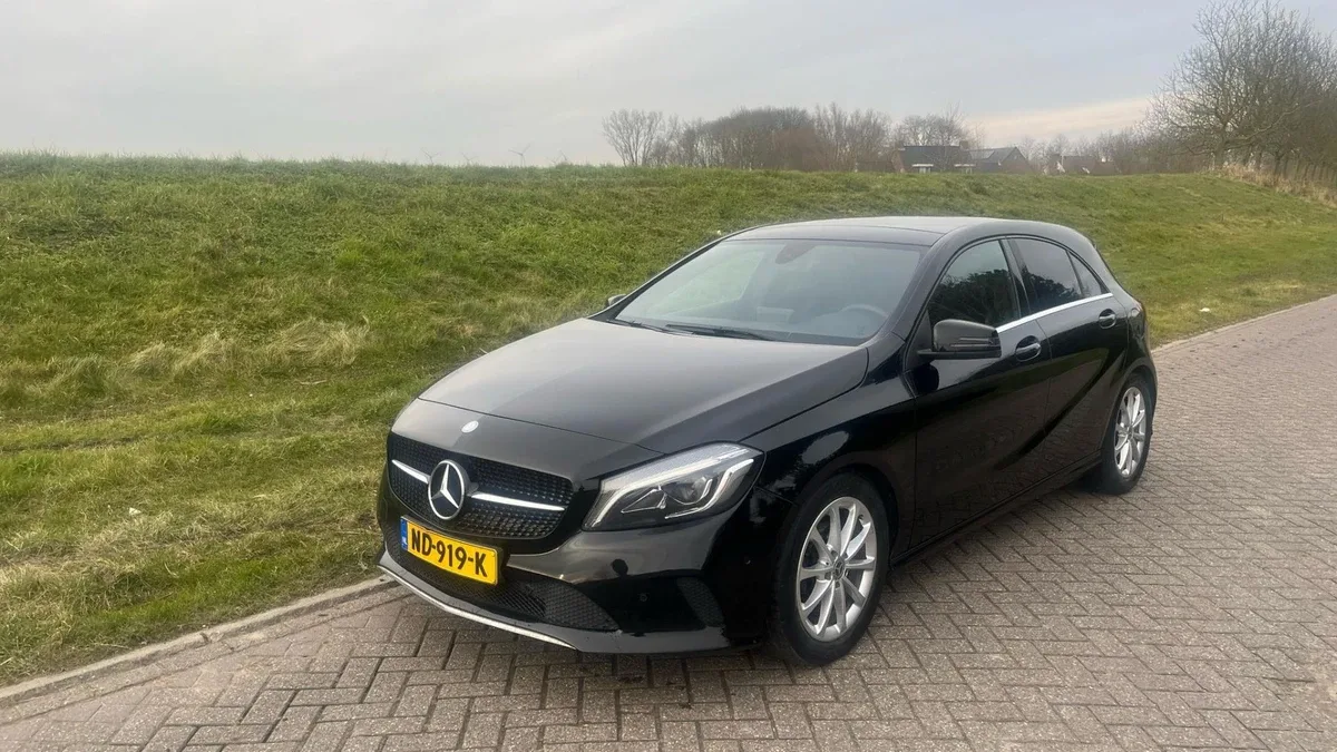 Mercedes-Benz A-Klasse (2017) — foto 1