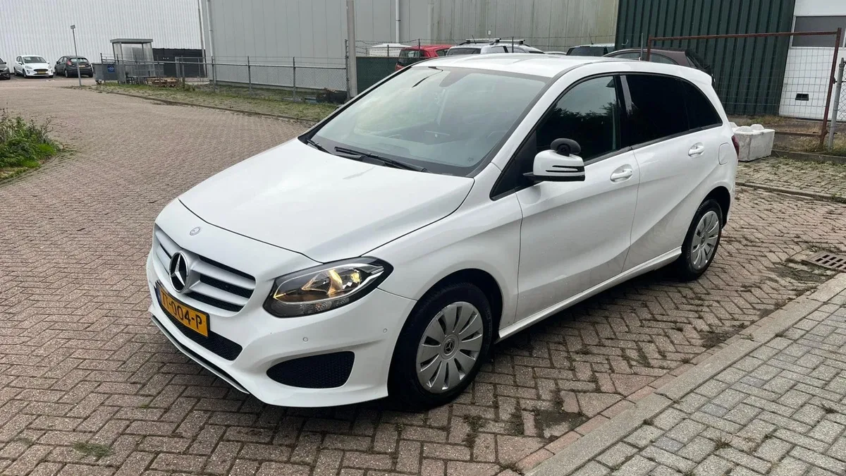 Mercedes-Benz B-Klasse (2018) — foto 1