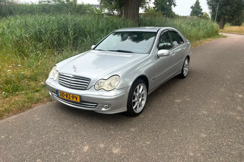 Mercedes-Benz C-Klasse (2006)