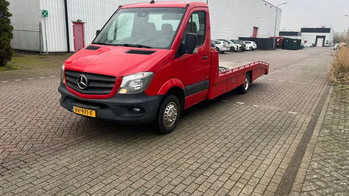 Mercedes-Benz Sprinter (2016) — foto 1