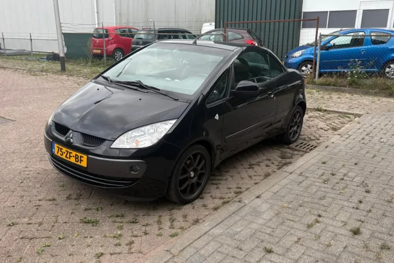Mitsubishi Colt (2008)