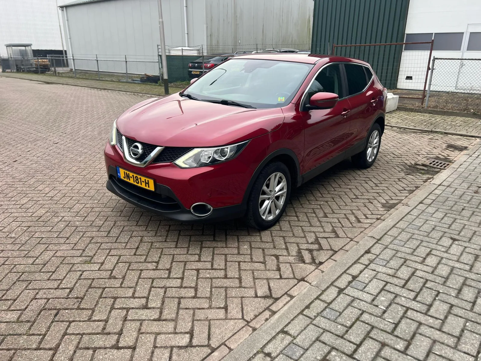 Nissan Qashqai (2015) — foto 1