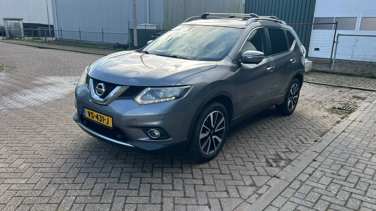 Nissan X-Trail (2016) — foto 1