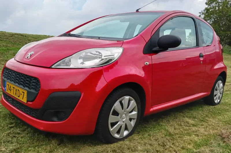Peugeot 107 (2012)
