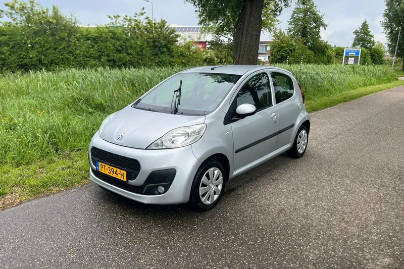 Peugeot 107 (2012)
