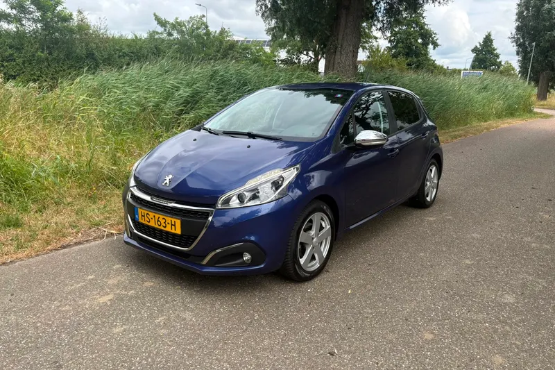 Peugeot 208 (2016)