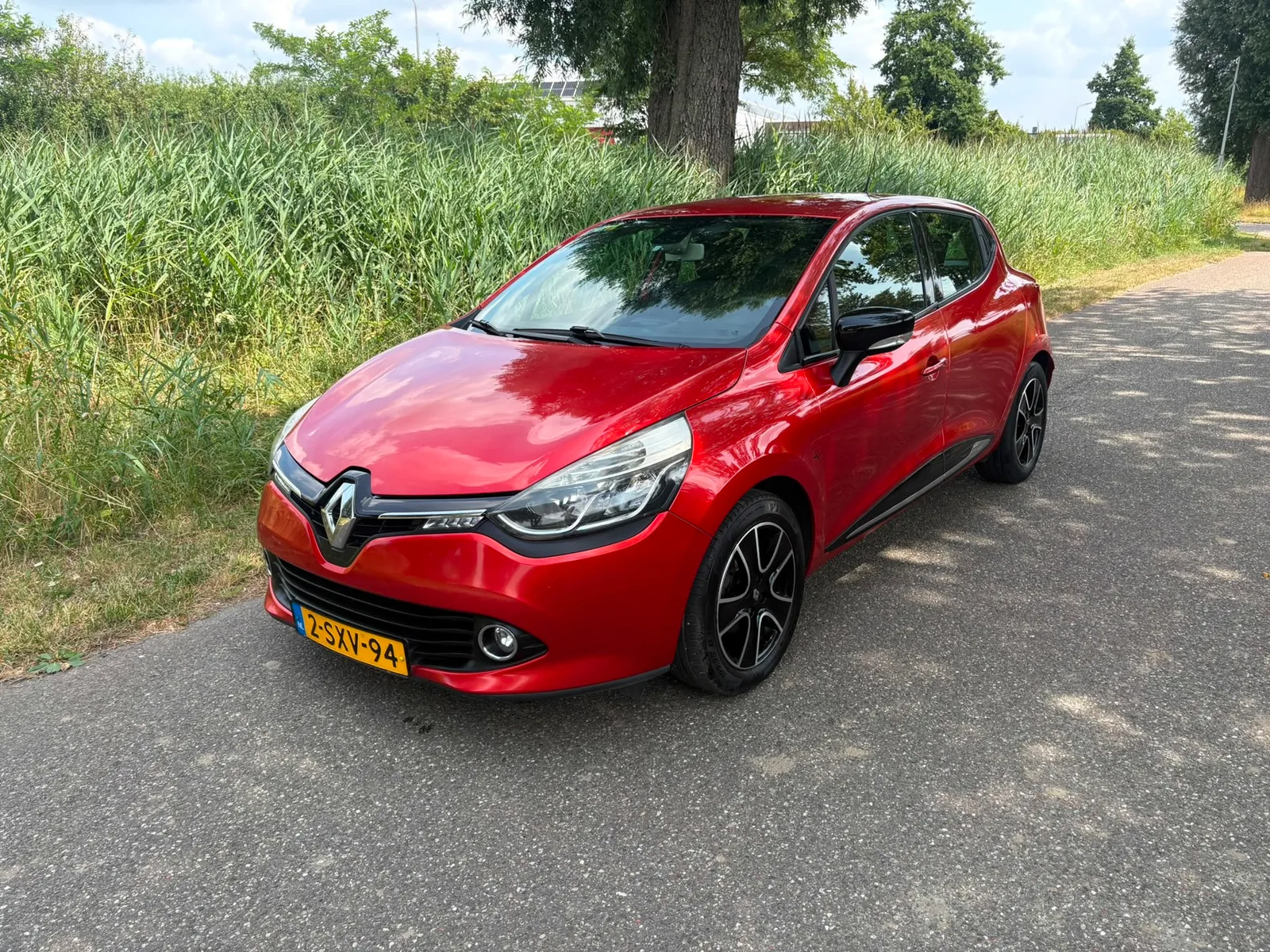 Renault Clio (2014) — foto 1