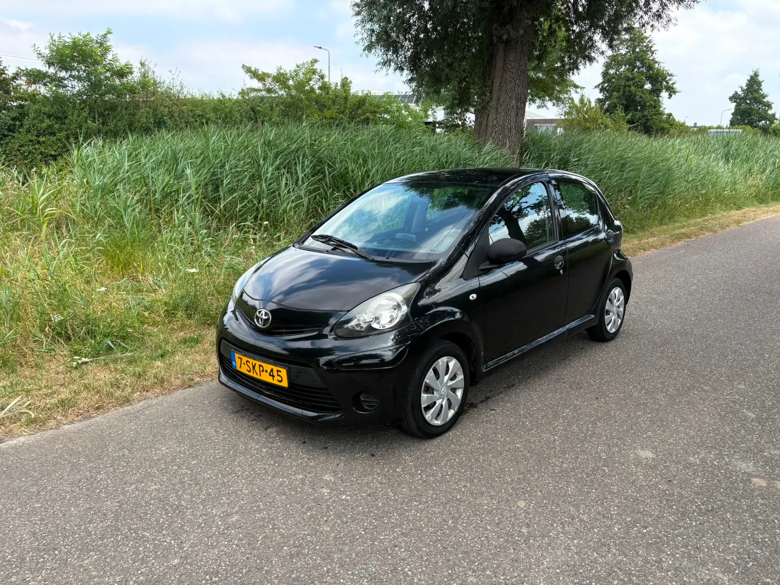 Toyota Aygo (2013) — foto 1