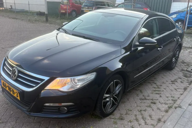 Volkswagen Passat (2008)