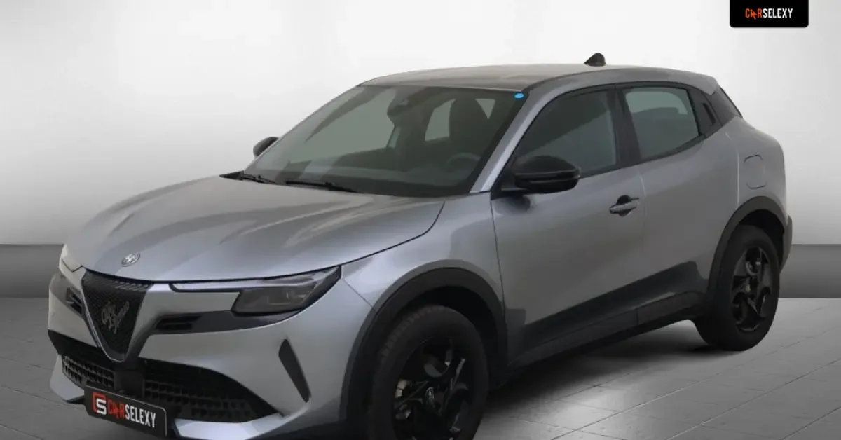 Alfa Romeo Junior (2025) — foto 1