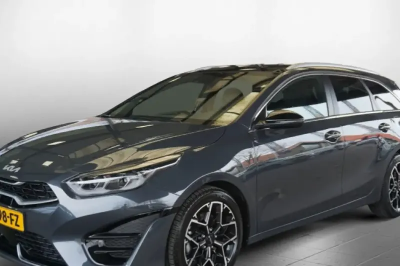 Kia Ceed (2023)