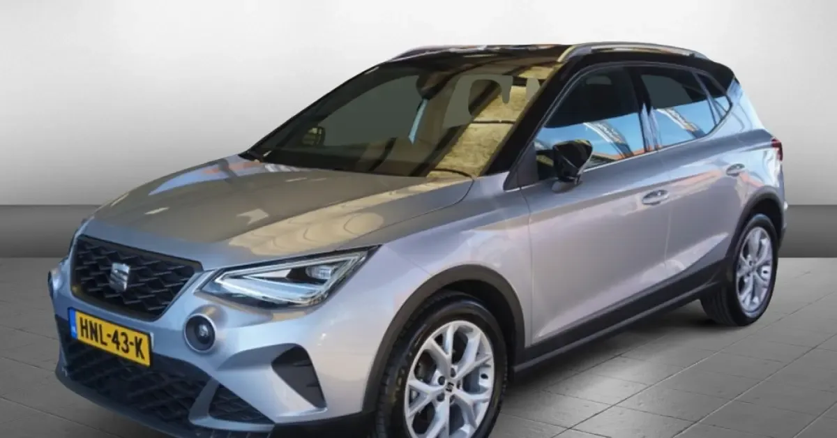 SEAT Arona (2024) — foto 1