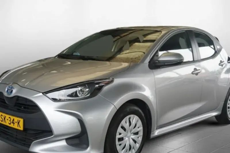 Toyota Yaris (2024)