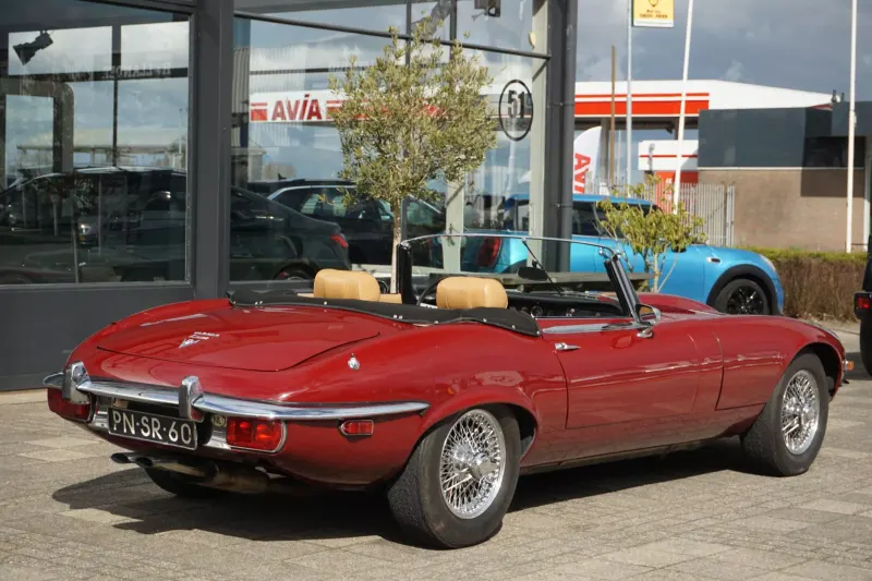 Jaguar E-Type (1974)