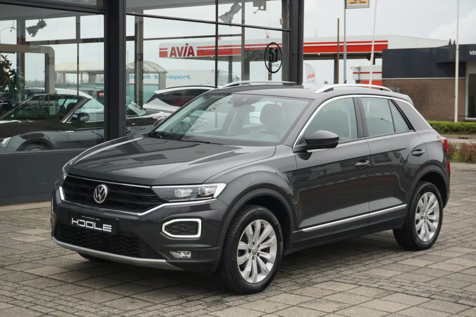 Volkswagen T-Roc (2020) — foto 1