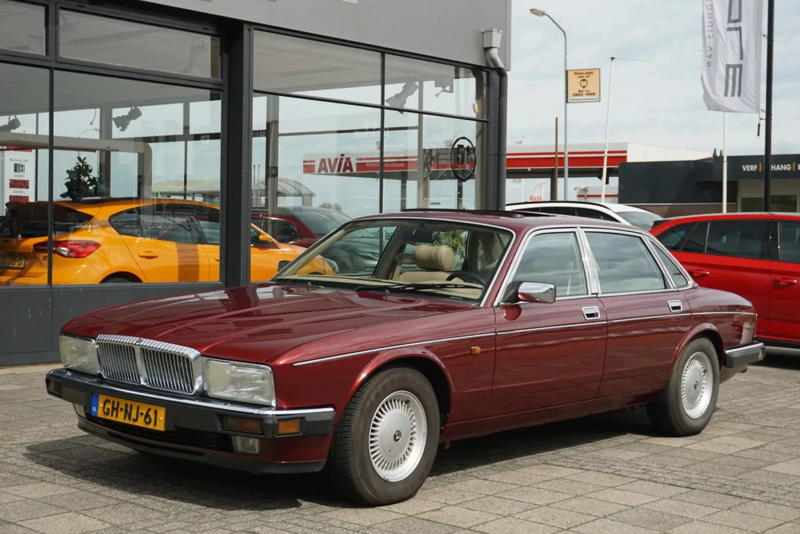 Daimler Double Six (1993) — foto 1
