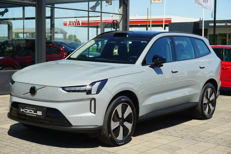 Volvo EX90 (2025)