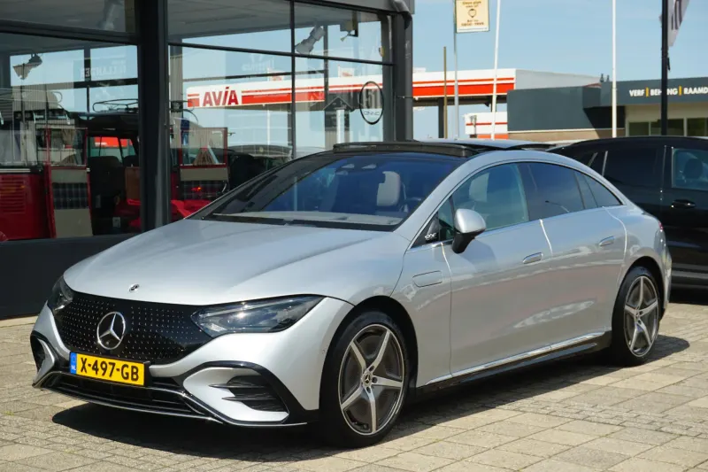 Mercedes-Benz EQE (2022)