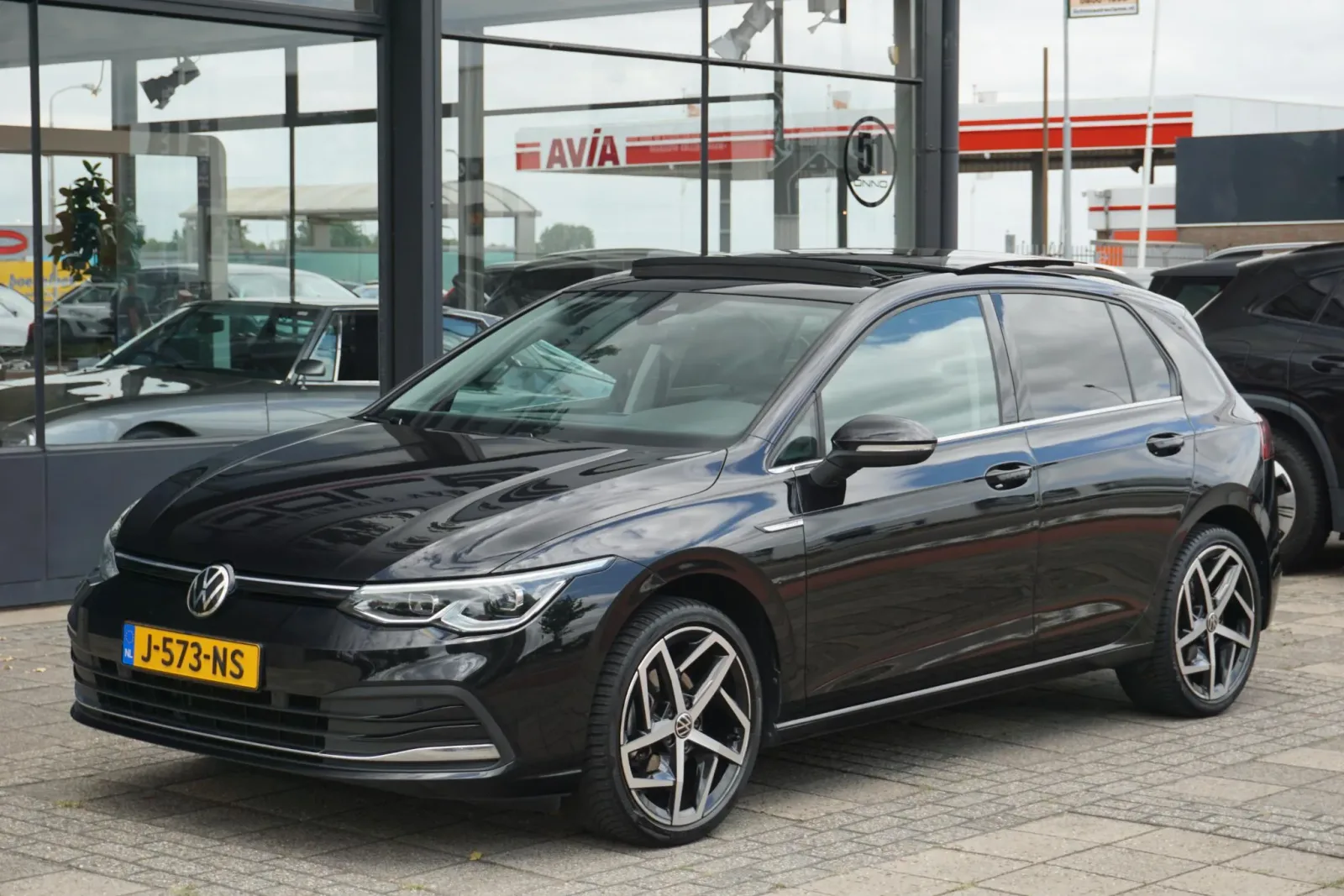 Volkswagen Golf (2020) — foto 1