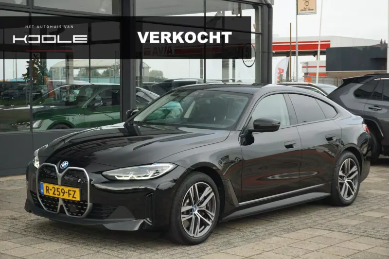 BMW i4 (2022)