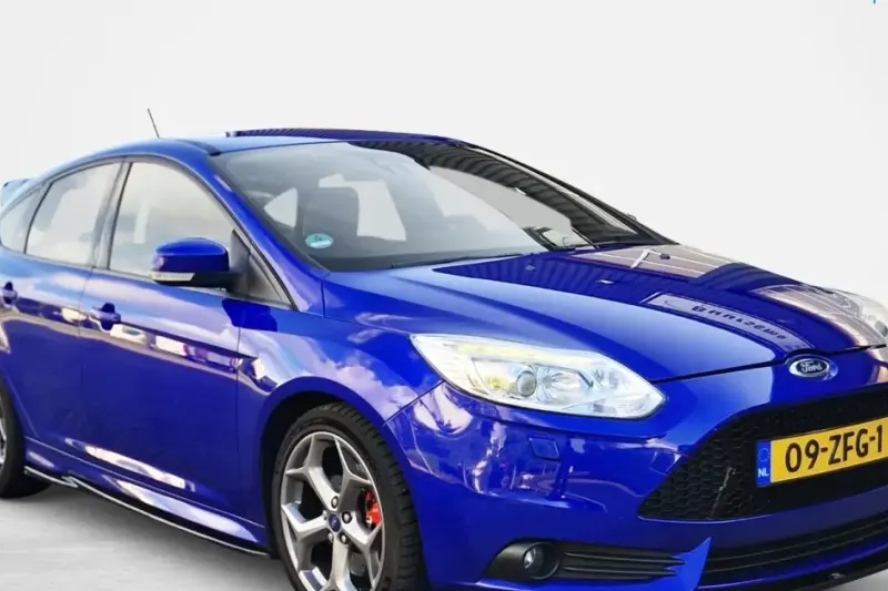 Ford Focus (2012)