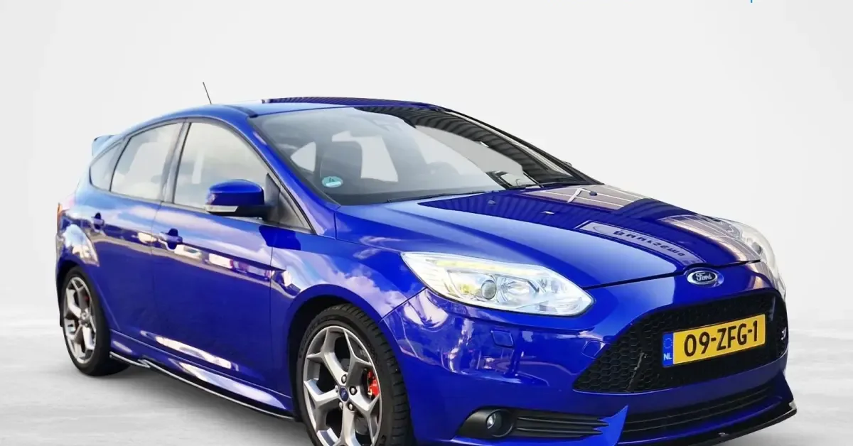 Ford Focus (2012) — foto 1