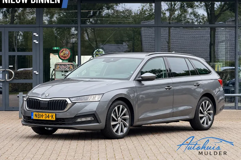 Škoda Octavia (2023)