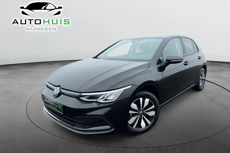 Volkswagen Golf (2023)