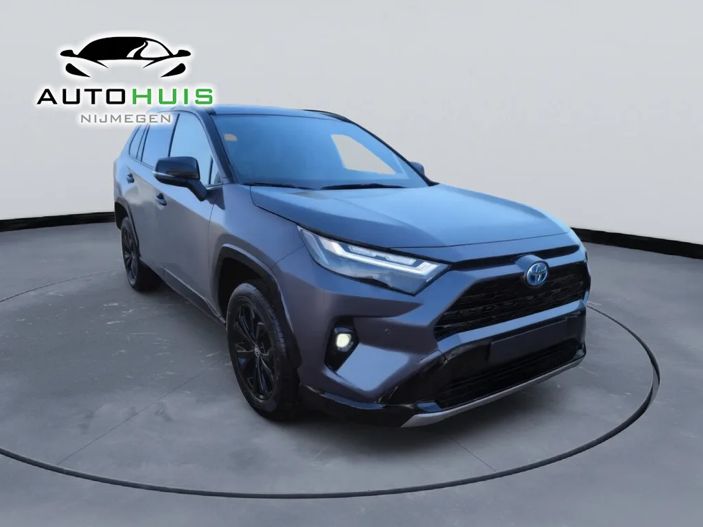 Toyota RAV4 (2025) — foto 1