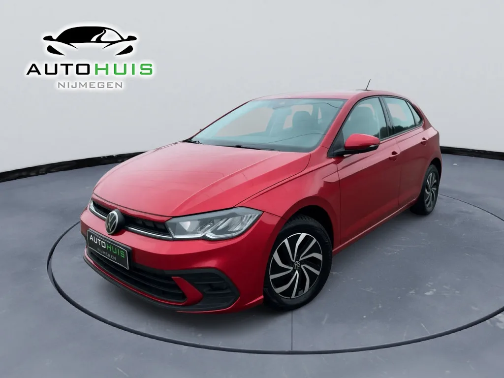 Volkswagen Polo (2023) — foto 1