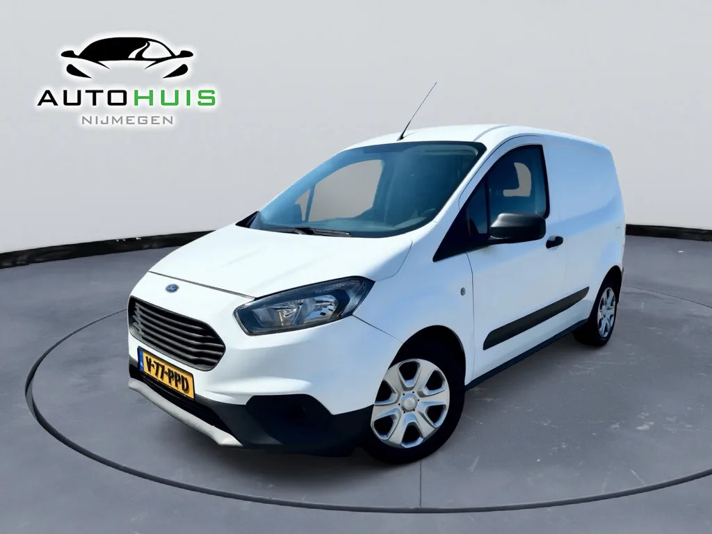 Ford Transit Courier (2023) — foto 1