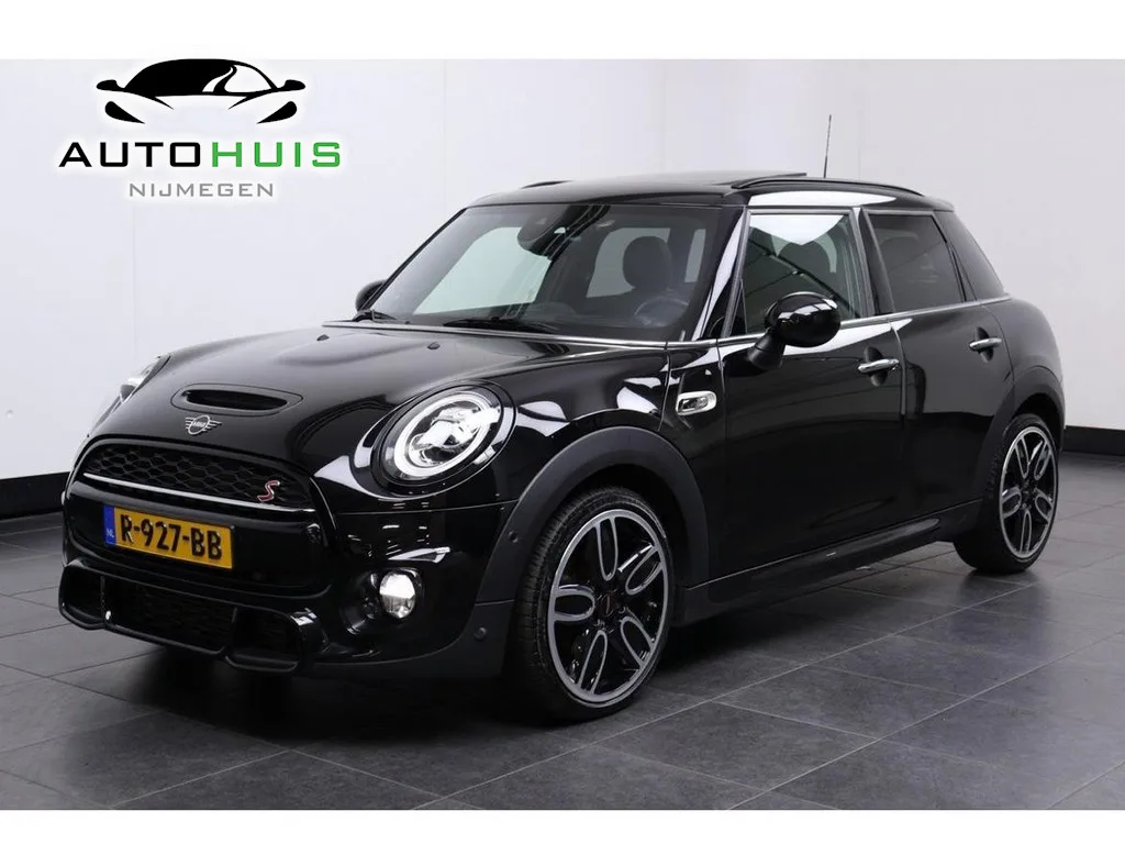 MINI Cooper S (2019) — foto 1