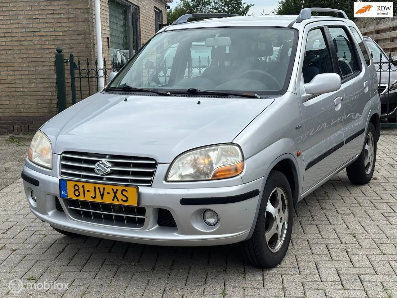 Suzuki Ignis (2002) — foto 1