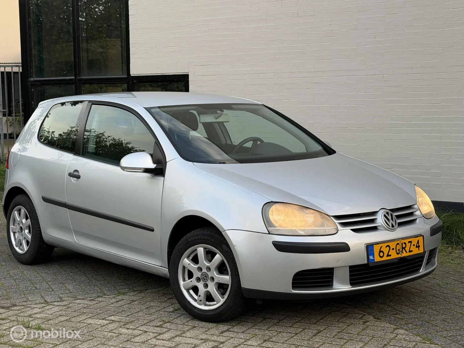 Volkswagen Golf (2004) — foto 1