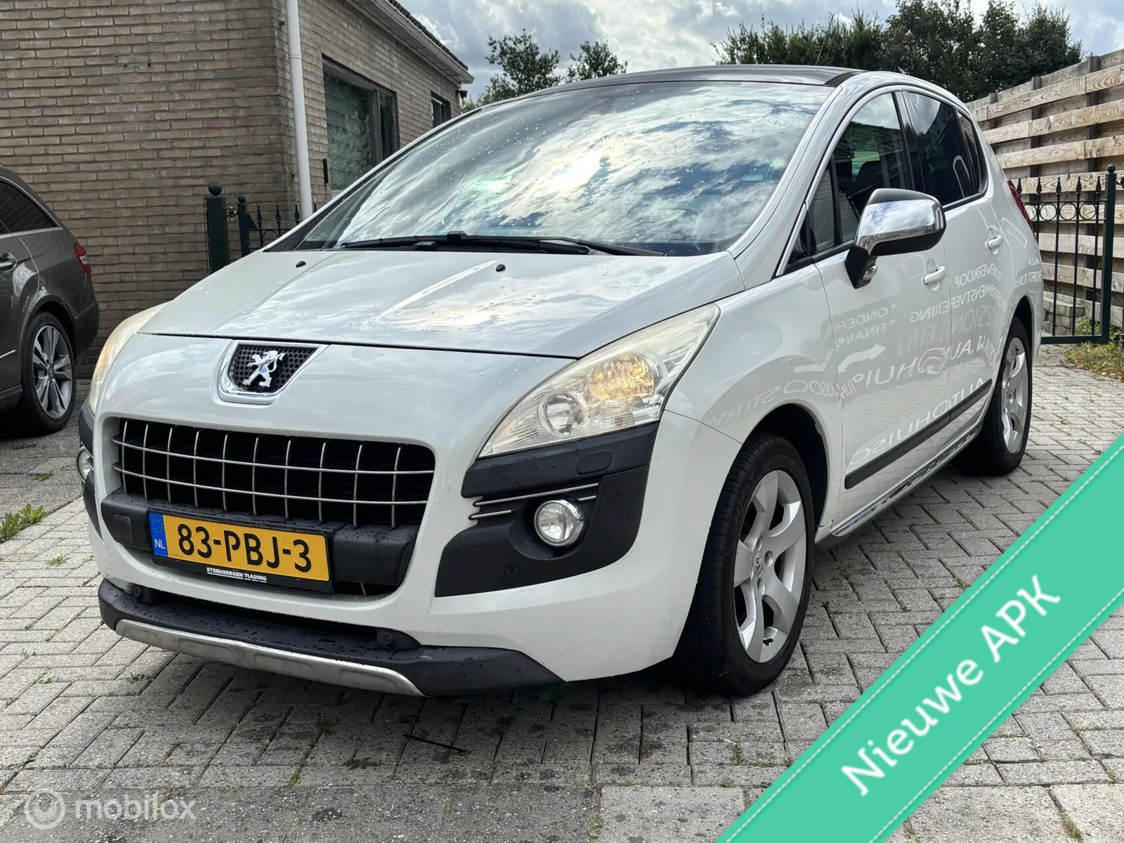 Peugeot 3008 (2011) — foto 1