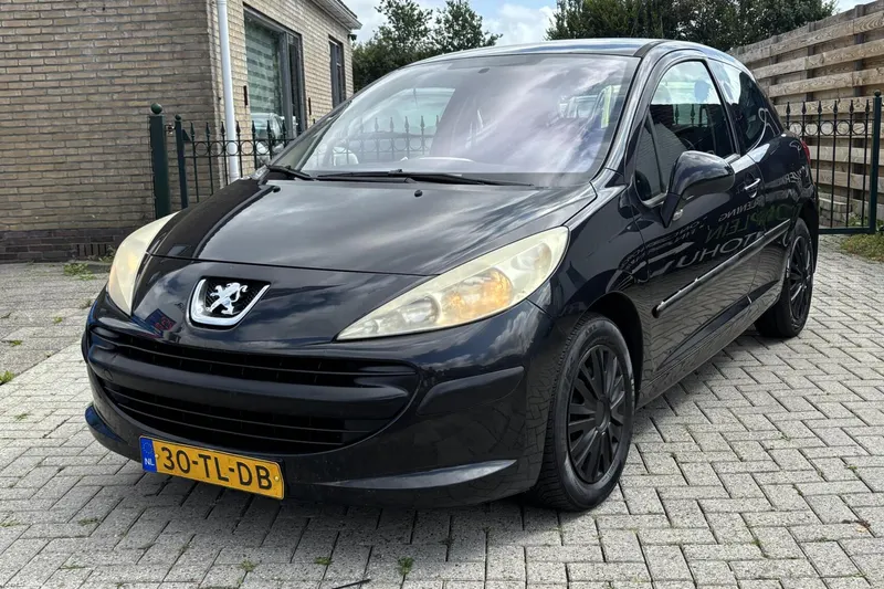 Peugeot 207 (2006)