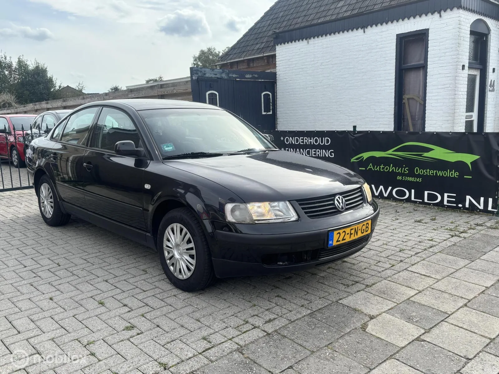 Volkswagen Passat (2000) — foto 1