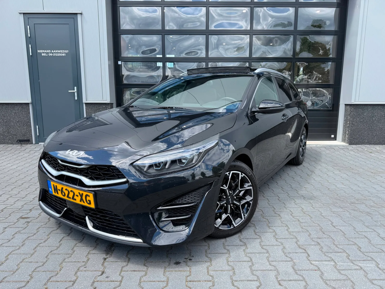 Kia Ceed Sportswagon (2022) — foto 1
