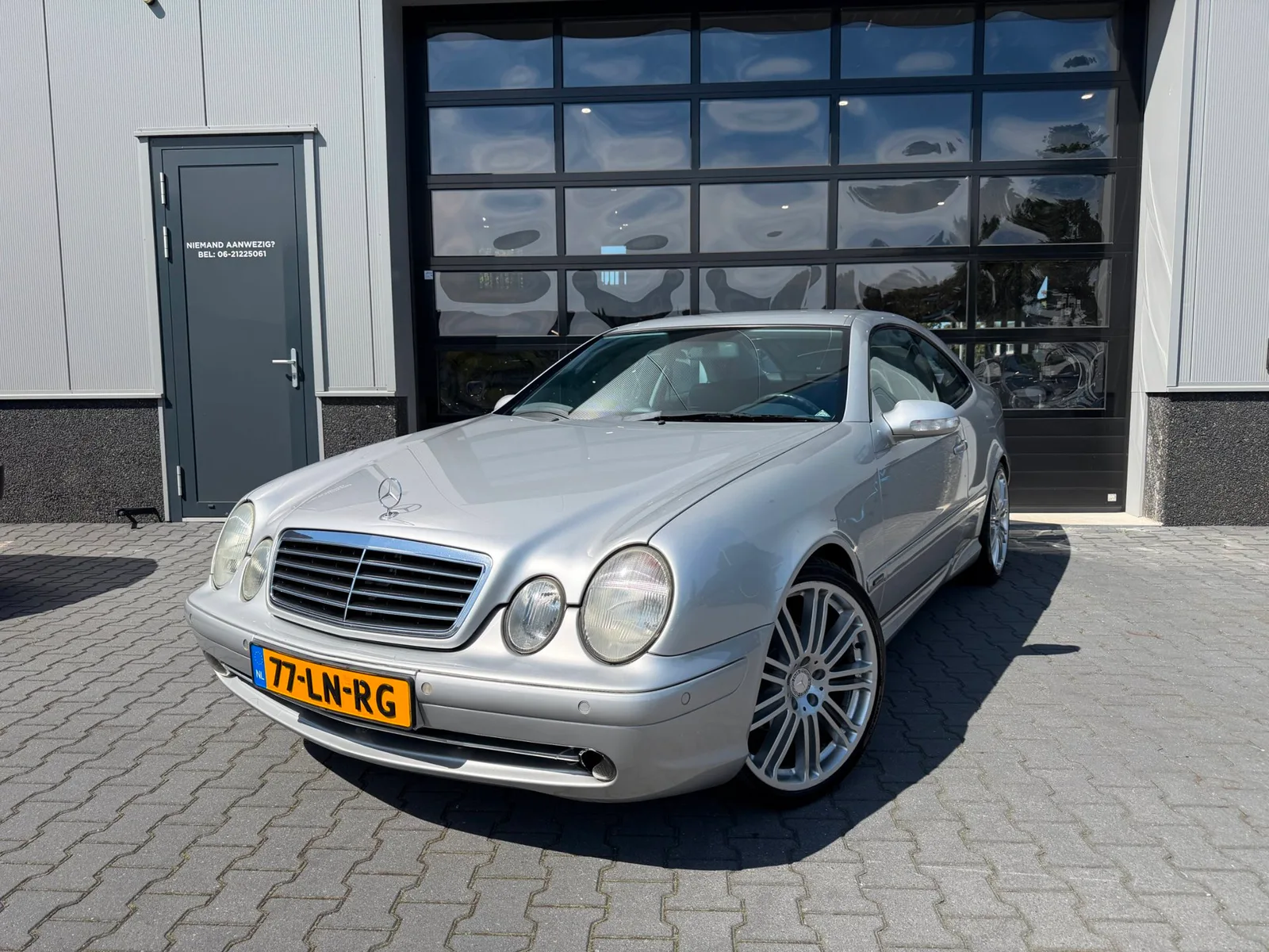Mercedes-Benz CLK-Klasse (2003) — foto 1