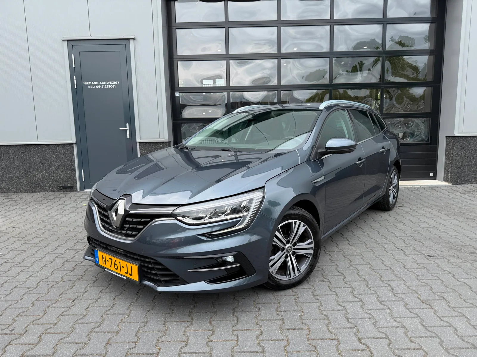 Renault Mégane (2021) — foto 1
