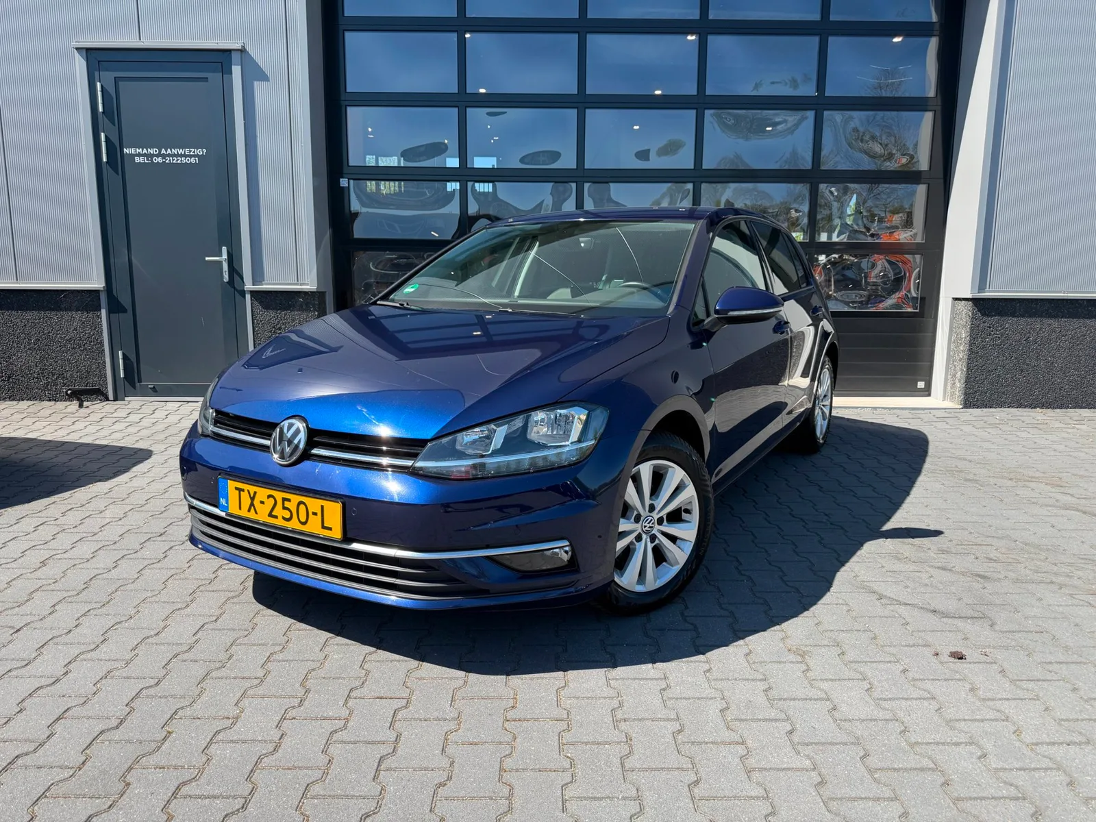 Volkswagen Golf (2018) — foto 1