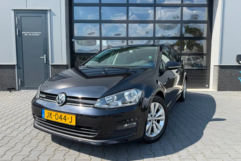 Volkswagen Golf (2016)