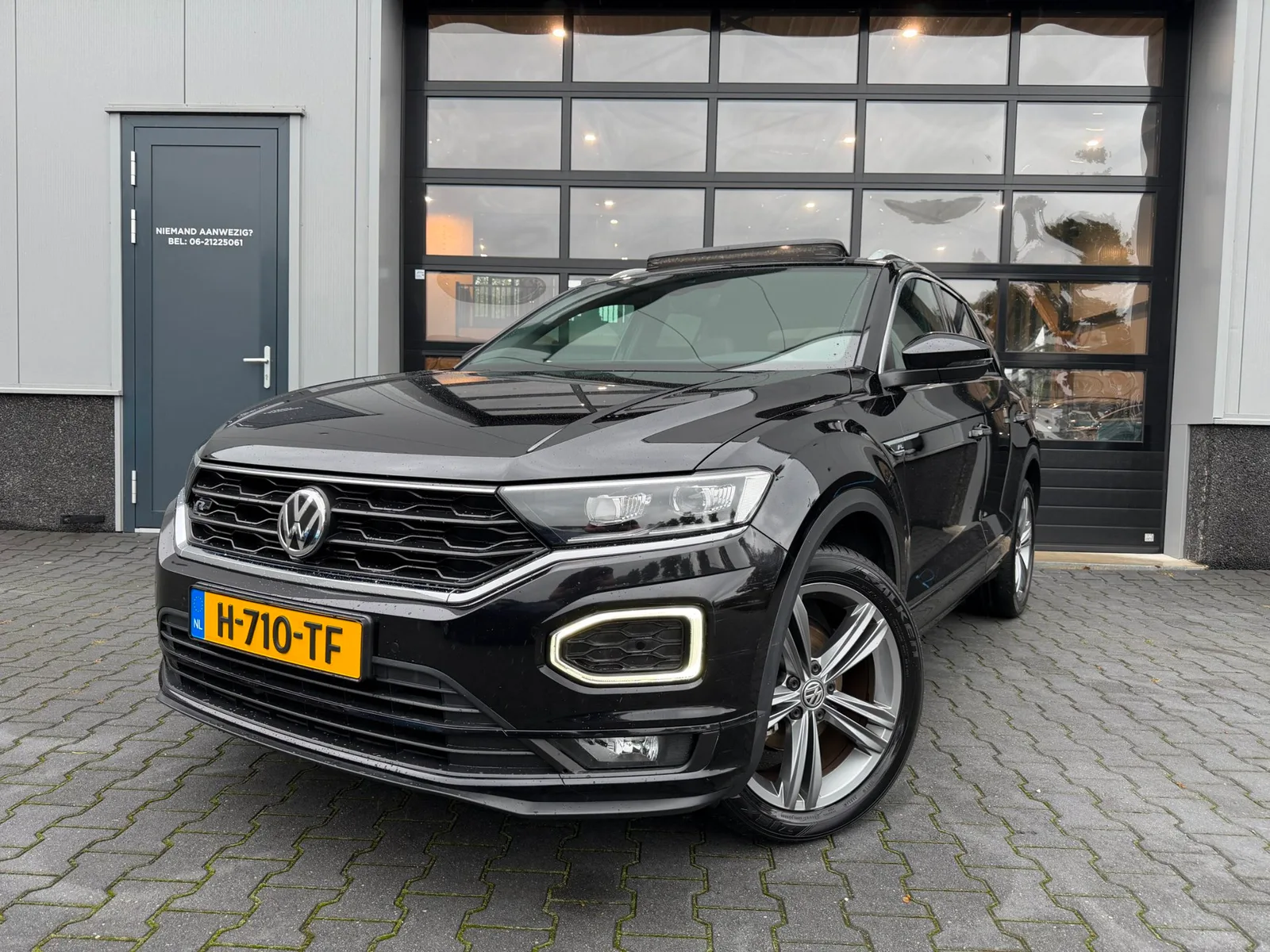 Volkswagen T-Roc (2020) — foto 1