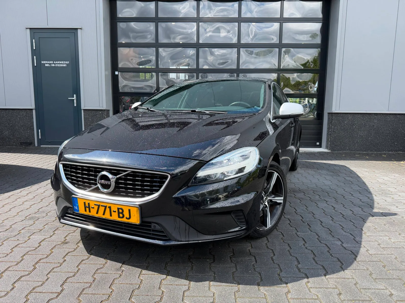 Volvo V40 (2020) — foto 1