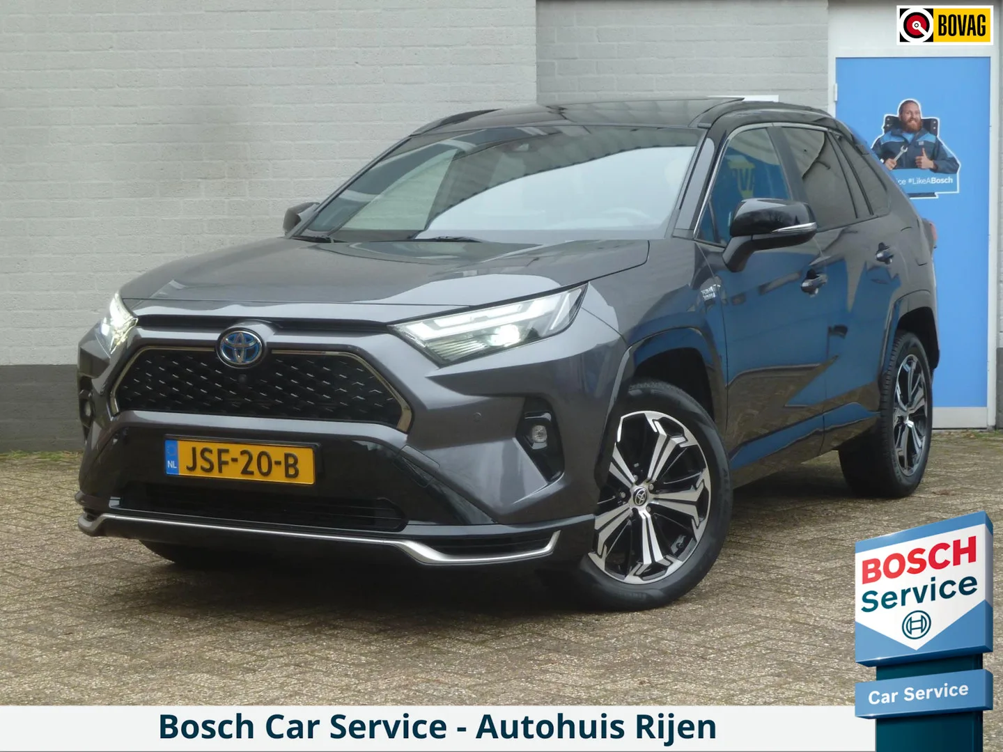 Toyota RAV4 (2022) — foto 1