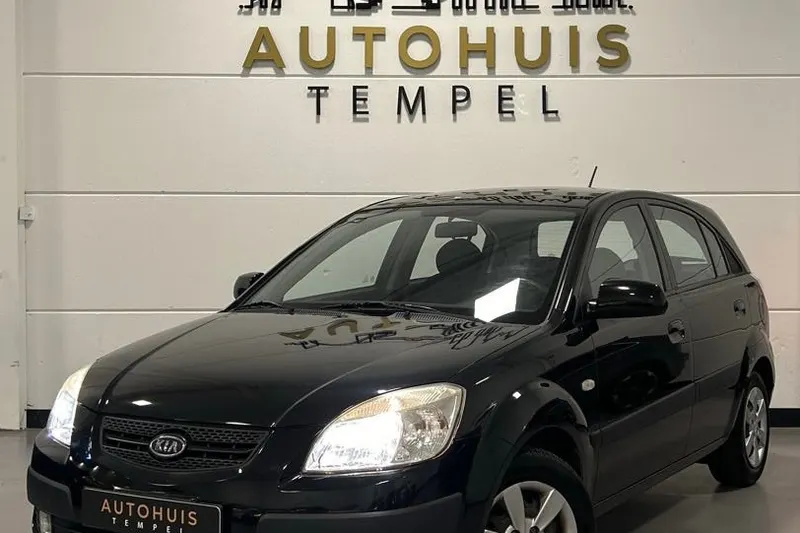 Kia Rio (2009)