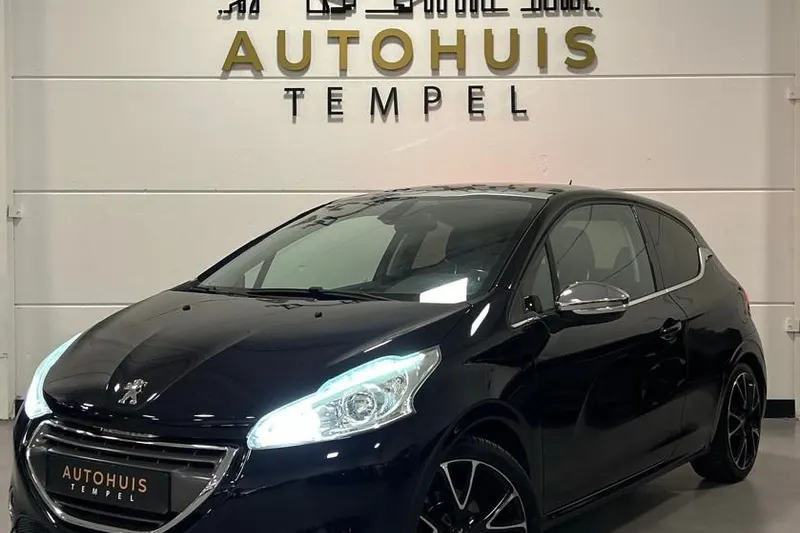 Peugeot 208 (2013)