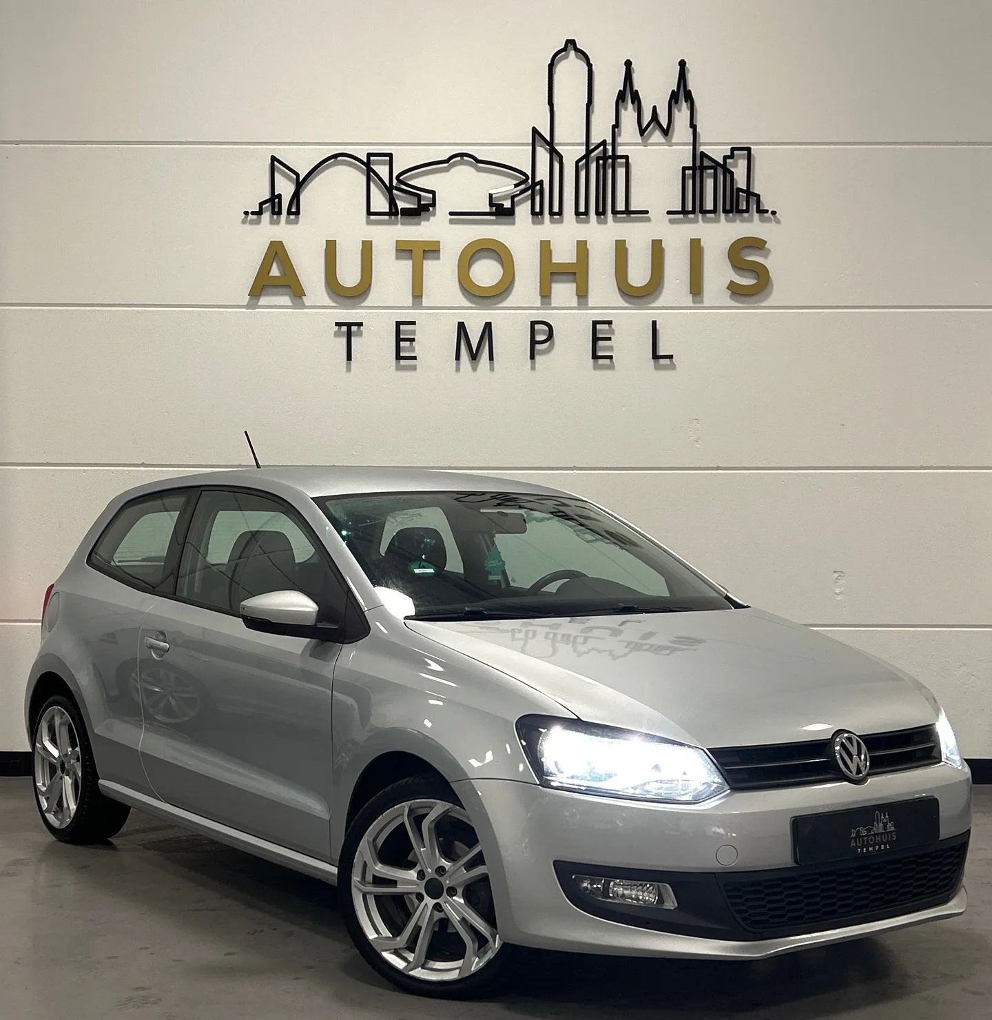 Volkswagen Polo (2010) — foto 1