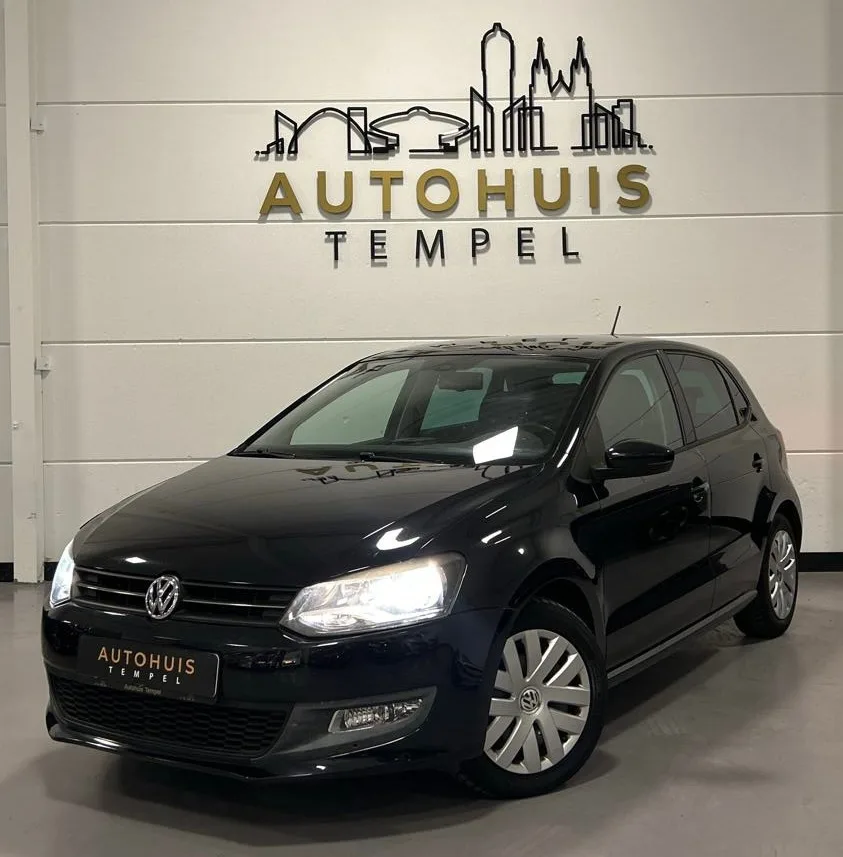 Volkswagen Polo (2010) — foto 1