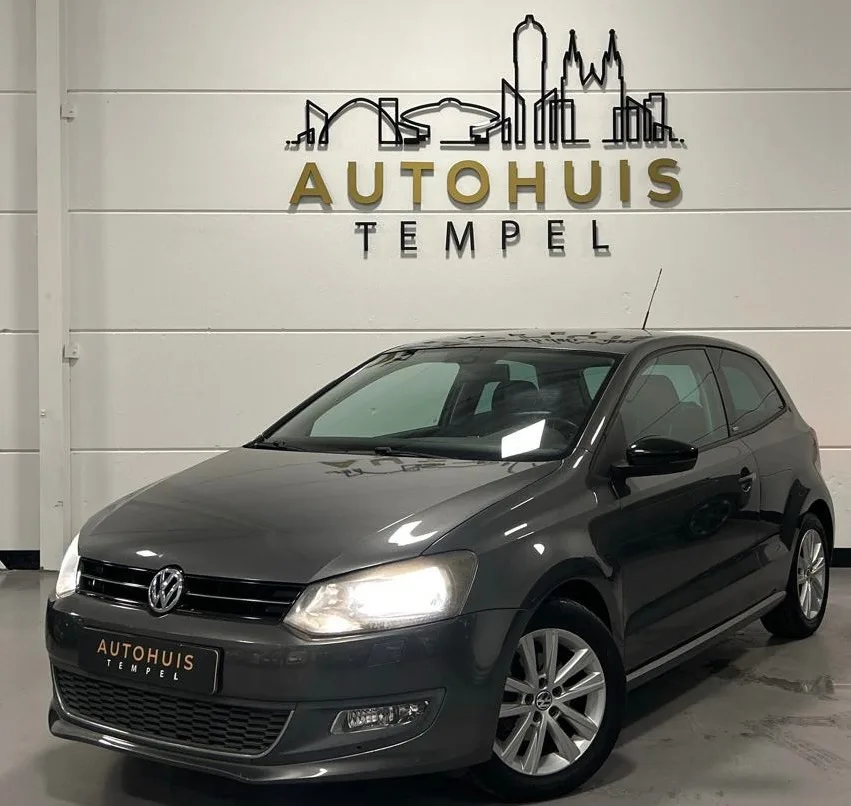 Volkswagen Polo (2012) — foto 1